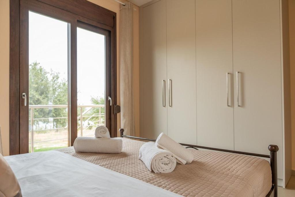 Terra Blue - Dimitra Holiday home